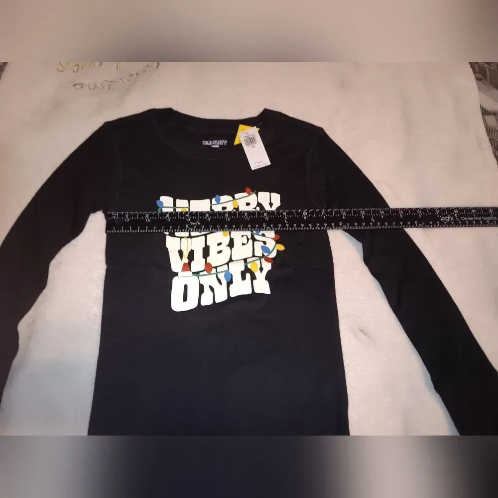 Old Navy Gender-Neutral 'Merry Vibes Only' Graphic Snug-Fit Pajama Set NWT